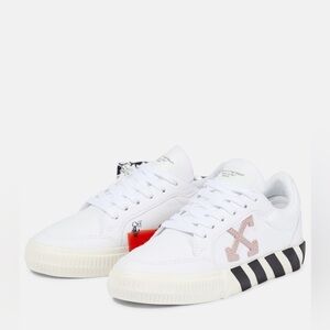 Off-White Low Vulcanized Canvas Women’s Sneaker - NWOT
